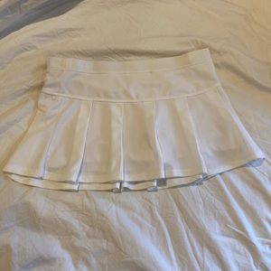 white tennis skirt